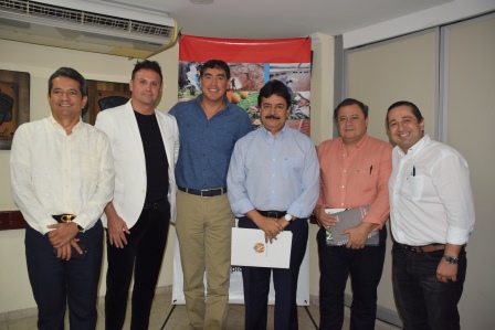 Ariel Rincón, Frank Corredor, empresario;  Álvaro Hernán Prada, Representante a la Cámara; Carlos Julio González Villa, Héctor Osorio y Julio Cesar Triana, Representantes  a la Cámara.